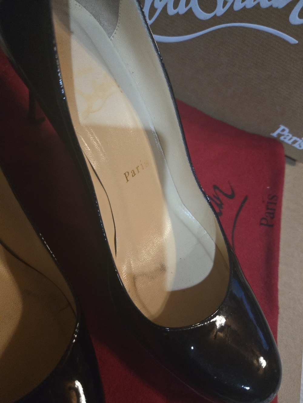 Christian Louboutin Simple Pump 70 Patent Calf Leather Round-Toe Pumps - Picture 8 of 12